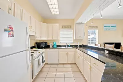 1550 Via Deluna Drive #E, Pensacola Beach, FL 32561 - Photo 6