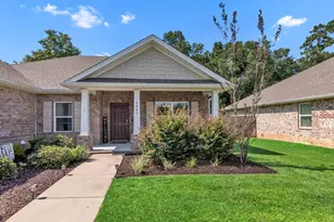 6203 Carson Dr, Milton, FL 32570 - Photo 2