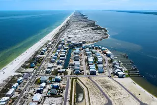 7402 Grand Navarre Blvd, Navarre, FL 32566 - Photo 50