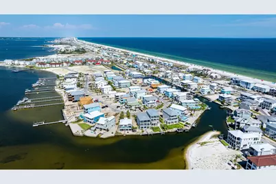 7402 Grand Navarre Boulevard, Navarre, FL 32566 - Photo 48