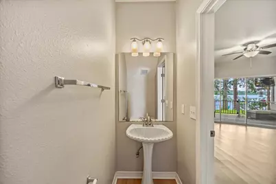 7202 Majestic Boulevard, Navarre, FL 32566 - Photo 18
