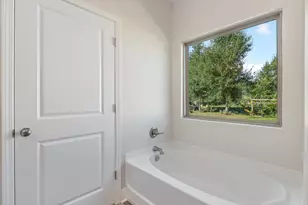 8179 Segura St, Navarre, FL 32566 - Photo 20