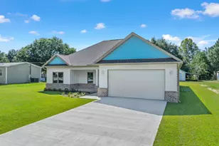 8179 Segura St, Navarre, FL 32566 - Photo 2