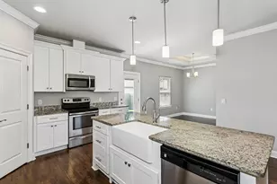 2144 Nina St, Navarre, FL 32566 - Photo 10