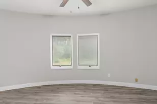 3056 Bay St, Gulf Breeze, FL 32563 - Photo 16