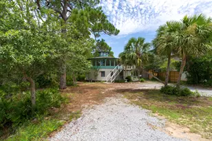 3056 Bay St, Gulf Breeze, FL 32563 - Photo 24
