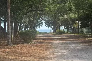 1764 New Hope Rd, Gulf Breeze, FL 32563 - Photo 4
