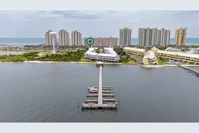 8522 Gulf Boulevard #APT 1, Navarre, FL 32566 - Photo 2