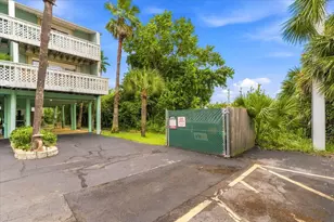 8522 Gulf Blvd, Navarre, FL 32566 - Photo 4
