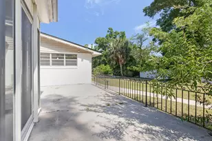 1301 W Lee St, Pensacola, FL 32501 - Photo 38