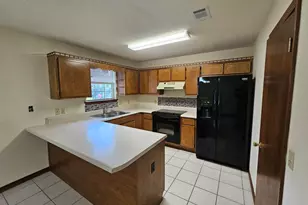 7854 Pleasant Oaks Ave, Navarre, FL 32566 - Photo 10