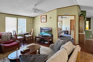 8560 El Paseo St, Navarre, FL 32566 - Photo 12