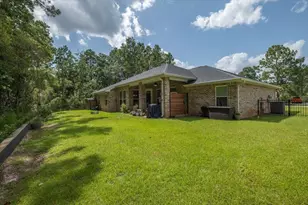 2405 Cove Rd, Navarre, FL 32566 - Photo 46