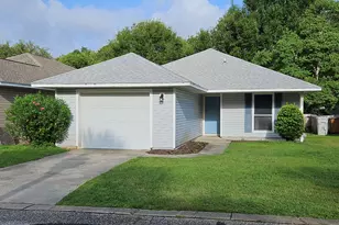 2787 Bay Club Dr, Navarre, FL 32566 - Photo 1
