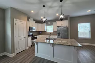 2331 Hadleigh Hills Ct, Navarre, FL 32566 - Photo 8