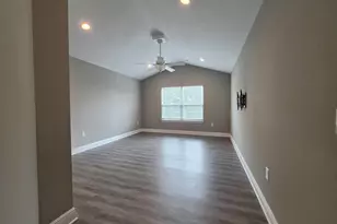 2331 Hadleigh Hills Ct, Navarre, FL 32566 - Photo 18