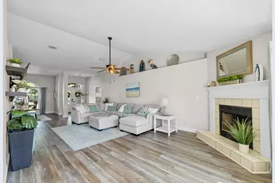 2331 Heritage Circle, Navarre, FL 32566 - Photo 16