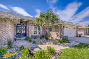 2331 Heritage Cir, Navarre, FL 32566 - Photo 2