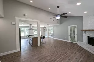 8717 Sand Pine Dr, Navarre, FL 32566 - Photo 4