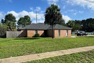 9608 Brentwood Blvd, Navarre, FL 32566 - Photo 1