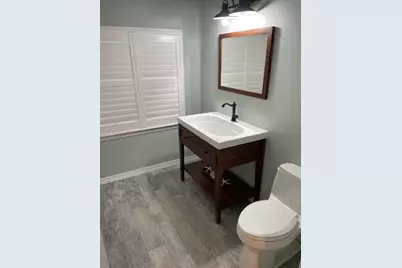 1887 Biscayne Boulevard, Navarre, FL 32566 - Photo 14