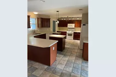 1887 Biscayne Boulevard, Navarre, FL 32566 - Photo 4