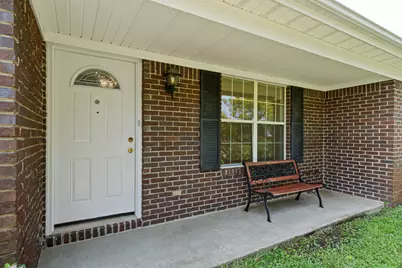8197 Verdura Street, Navarre, FL 32566 - Photo 4