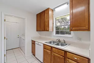 8197 Verdura St, Navarre, FL 32566 - Photo 12