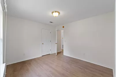 8197 Verdura Street, Navarre, FL 32566 - Photo 16