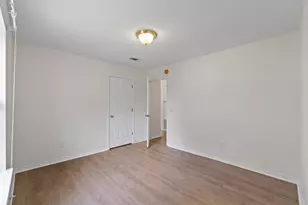 8197 Verdura St, Navarre, FL 32566 - Photo 16