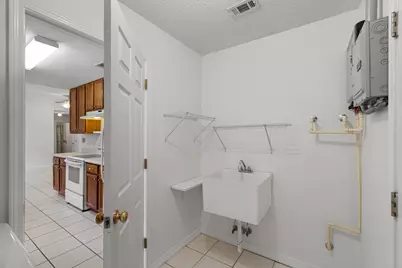 8197 Verdura Street, Navarre, FL 32566 - Photo 14