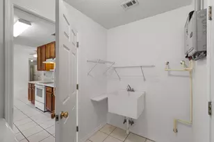 8197 Verdura St, Navarre, FL 32566 - Photo 14