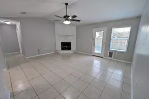 8325 Fortworth St, Navarre, FL 32566 - Photo 4