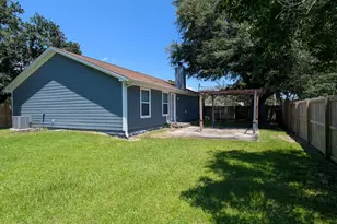 8325 Fortworth St, Navarre, FL 32566 - Photo 24