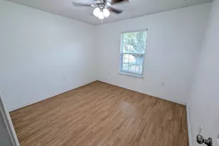 8325 Fortworth St, Navarre, FL 32566 - Photo 10