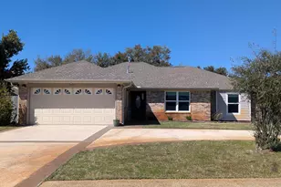2217 Calle De Pizzaro, Navarre, FL 32566 - Photo 2