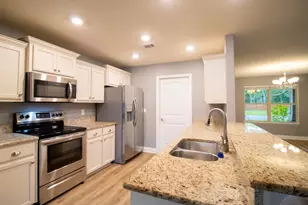 3215 Stephens Landing Ln, Navarre, FL 32566 - Photo 10
