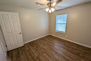 1625 N Campbell Dr, Fort Walton Beach, FL 32547 - Photo 14