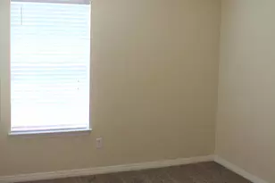 3665 Burton Cir, Navarre, FL 32566 - Photo 10