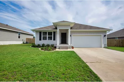 5787 Belmont Stakes Road, Bellview, FL 32526 - Photo 1