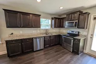 5619 Charter Cir, Gulf Breeze, FL 32563 - Photo 6