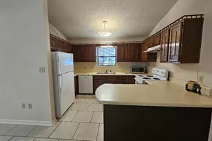 2031 Casa De Oro St, Navarre, FL 32566 - Photo 6