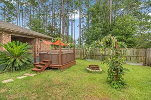 2607 Lovewood Dr, Navarre, FL 32566 - Photo 24