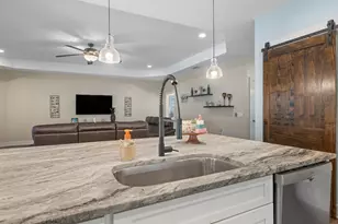 6732 Kempton St, Navarre, FL 32566 - Photo 12