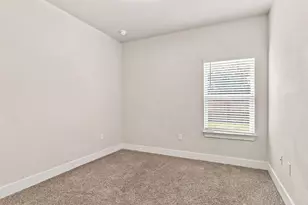 726 Quintana St, Crestview, FL 32539 - Photo 34