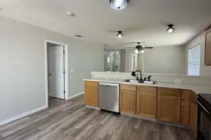 2064 Government Ct, Gulf Breeze, FL 32563 - Photo 16
