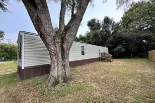 5049 Bent Tree Rd, Milton, FL 32583 - Photo 2