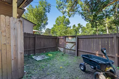 121 Columbia Lane, Crestview, FL 32536 - Photo 10