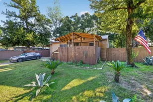 121 Columbia Ln, Crestview, FL 32536 - Photo 1