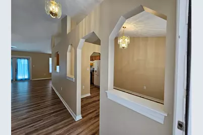 8409 Rynes Circle, Navarre, FL 32566 - Photo 6